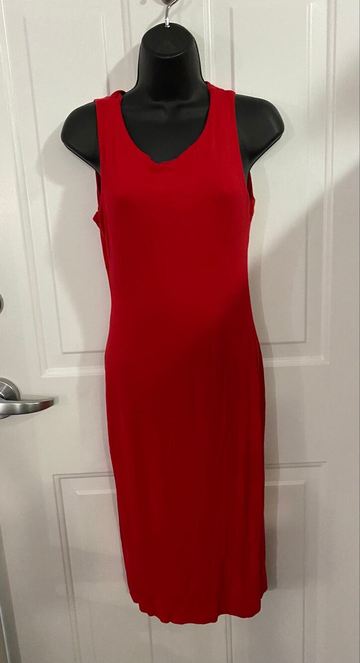 Soprano Women's Size Medium Red Sleeveless Dress Knee Length
